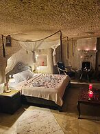 Ela cave house