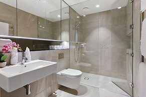 Modern & elegant living Wynyard Quarter