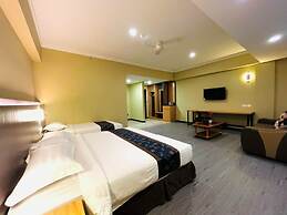 Wing Tat Grand Hotel