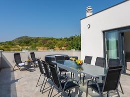 Villa Infinity