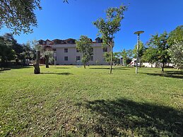 OLIVE TREE APART HOTEL