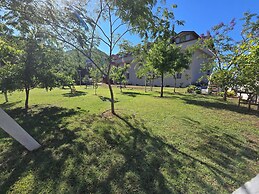 OLIVE TREE APART HOTEL