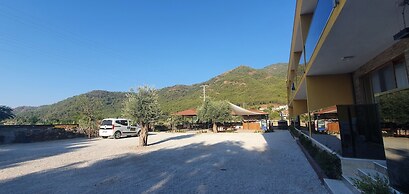 OLIVE TREE APART HOTEL