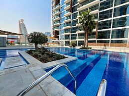 HiGuests - Park Gate Residence Tower C