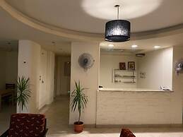 Oasis Hotel Apartments