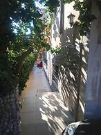 Tell Madaba Hotel