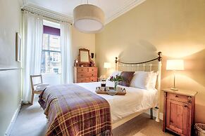 JOIVY 1-Bed Flat In Edinburgh Old Town