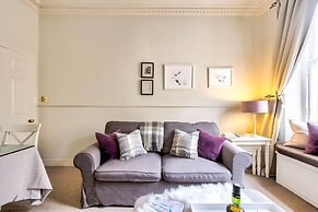 JOIVY 1-Bed Flat In Edinburgh Old Town