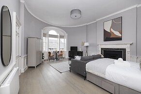 JOIVY Statement Studio On Historic George Street