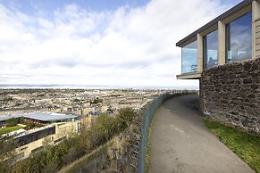 JOIVY Observatory House