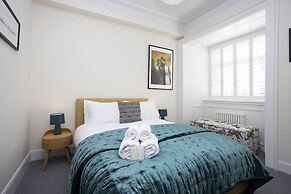 JOIVY Splendid 2-Br Apartment In New Town