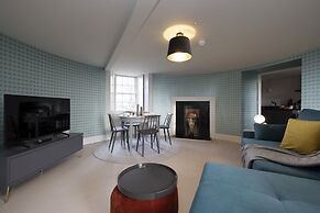 JOIVY Observatory Apartment