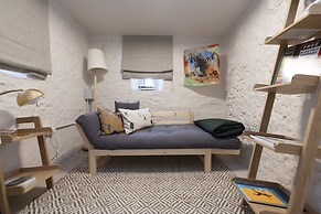 JOIVY Observatory Apartment