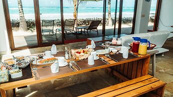 Mi Playa Galapagos Beachfront