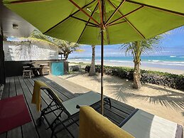Mi Playa Galapagos Beachfront