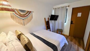 Luum Guest House