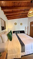 Luum Guest House