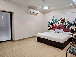 Lake View Hotel and Resort
