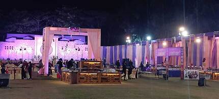 The Grand Neelam Hotel