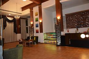 The Grand Neelam Hotel