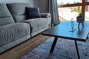 Modern 2 bed Apartment, City Centre, Wifi