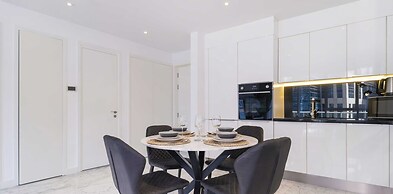LUX - The Pad Executive Suite 4