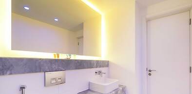 LUX - The Pad Executive Suite 4