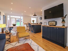 Chelsea House
