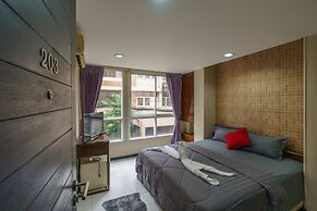 Sukhumvit Beds