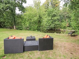 Riverside Rest