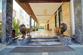 VRR Hotel's And Convention Centre