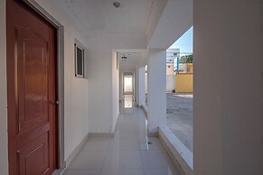 Premium Double Room Fridge & Gated Parking