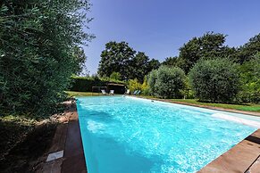 Studio With Pool And Orchard