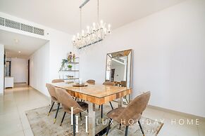 LUX The Downtown Blvd Suite