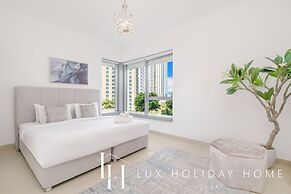 LUX The Downtown Blvd Suite