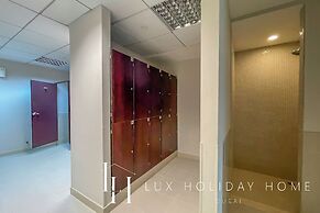 LUX The Downtown Blvd Suite