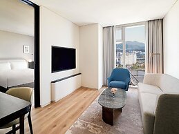 Hotel Naru Seoul - MGallery Collection