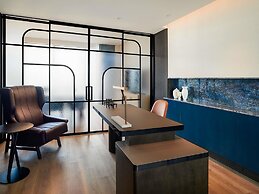 Hotel Naru Seoul - MGallery Collection
