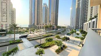 Luxury Dubai Creek Harbour Waterfront Apartment