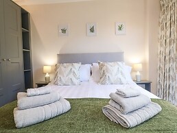 Avenue Croft