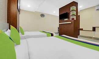 Treebo Darwesh Residency - 500m from Railway Station