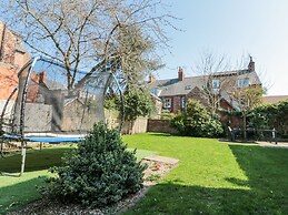 Wellington House