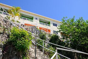 Sea Coast Inn & Suites
