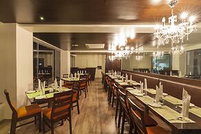 Krishna Inn - The Green Hotel