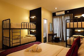 Golden Lodge