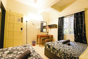 Golden Lodge