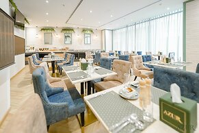 Azur Regency Hotel Apartment