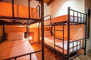 Yes Please Hostel