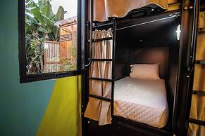 Yes Please Hostel