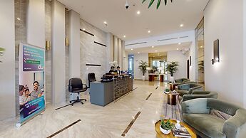 WelHome - Cozy 1BR With Private Balcony Steps From the Canal